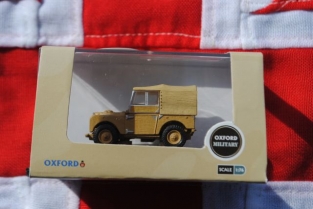 Oxford 76LAN180008 Land Rover Series 1 80' Canvas '34th Light AA Regiment, RAF Firdan' 